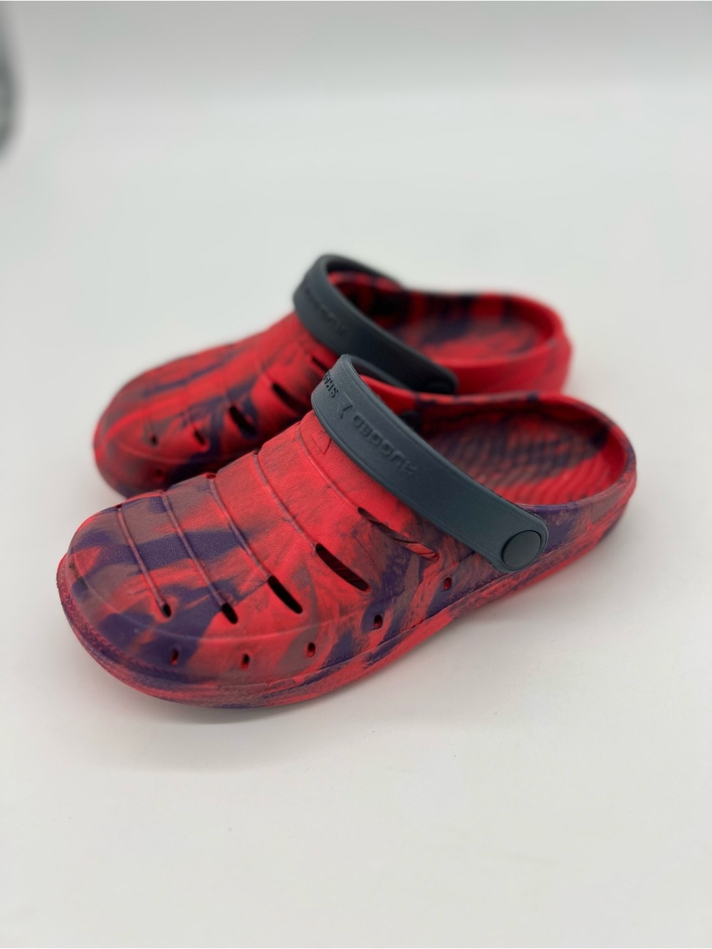 Rugged Shark Boys Size 12 Red & Navy Lightweight EVA Clogs *New*